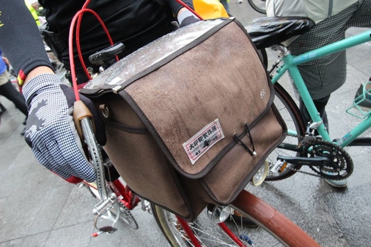 楽天市場】【犬印鞄】犬印純綿6号帆布自転車用サドルバッグ（小
